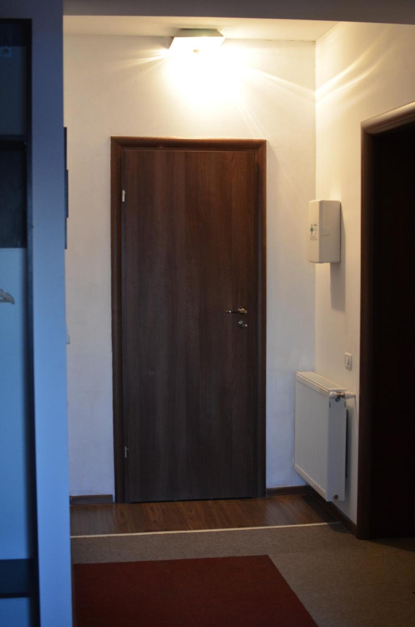 Vila Cu Trandafiri Cozy Apartments 2 Camere Bragadiru Екстериор снимка